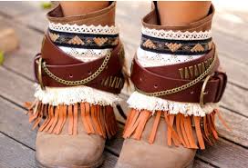 Yo no soy gente, historias reales, mundo surrealista, desubicados, botas boho