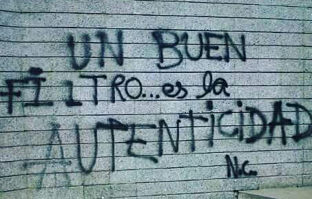 Yonosoygente, Historias reales, mundo surrealista, No es país para valientes, Ensayo sobre la sinceridad 6